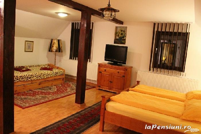 Casa Noastră — fotografia 10
